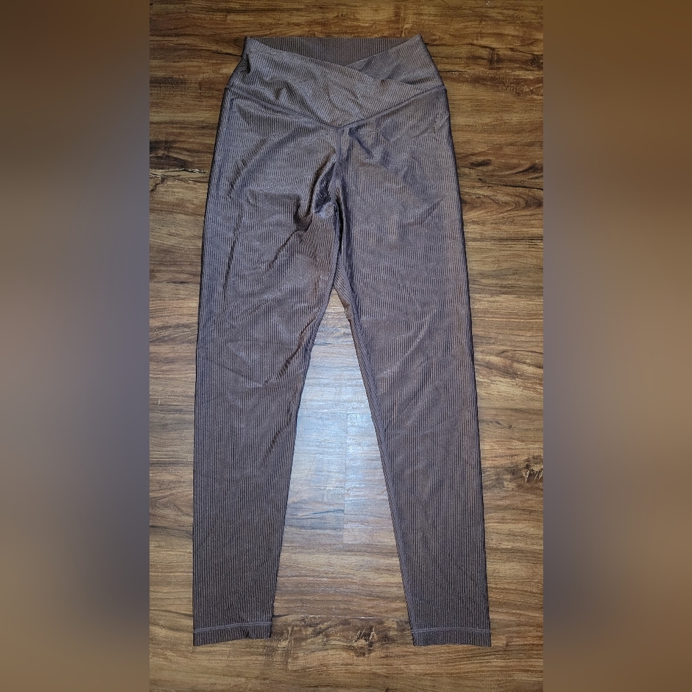 Mauve/purple Offline by Aerie Leggings